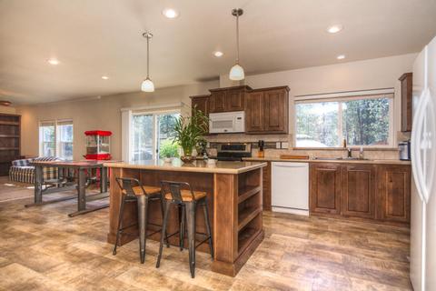 19407 Apache Rd, Bend, OR 97702 photo 17