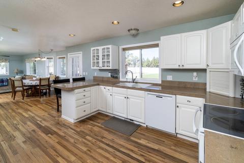 61371 Ward Rd, Bend, OR 97702 photo 9