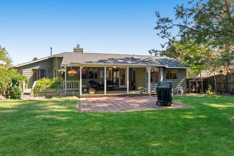 1863 NE Moonglow Ct, Bend, OR 97701 photo 17