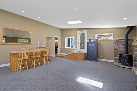 1863 NE Moonglow Ct, Bend, OR 97701 photo 43