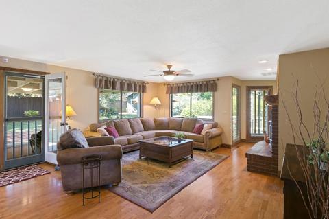 1863 NE Moonglow Ct, Bend, OR 97701 photo 30