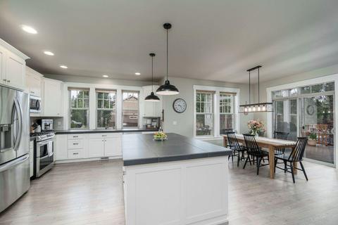 19166 Park Commons Dr, Bend, OR 97703 photo 7