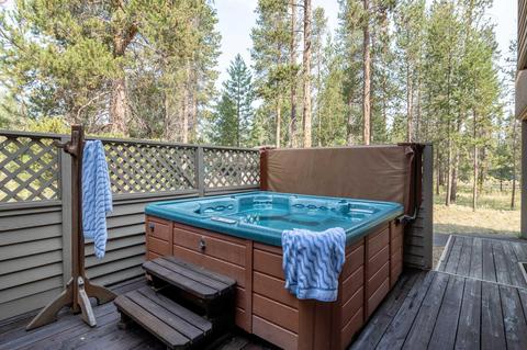 17660 Rogue Ln, Sunriver, OR 97707 photo 27