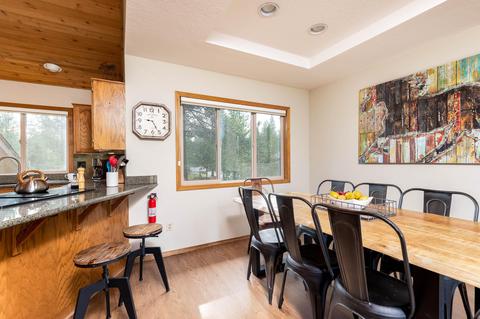 17660 Rogue Ln, Sunriver, OR 97707 photo 6