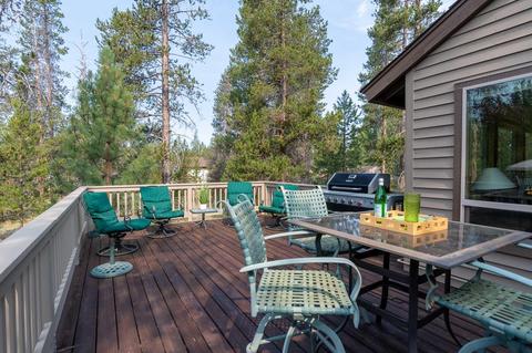 17660 Rogue Ln, Sunriver, OR 97707 photo 12