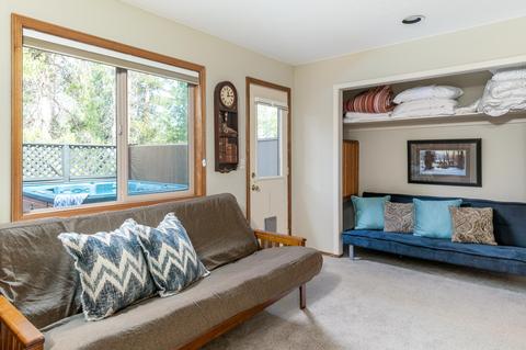 17660 Rogue Ln, Sunriver, OR 97707 photo 28