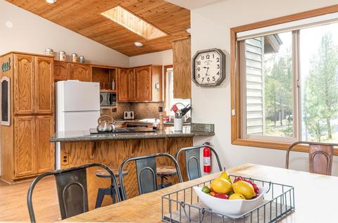 17660 Rogue Ln, Sunriver, OR 97707 photo 8