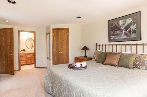 17660 Rogue Ln, Sunriver, OR 97707 photo 24