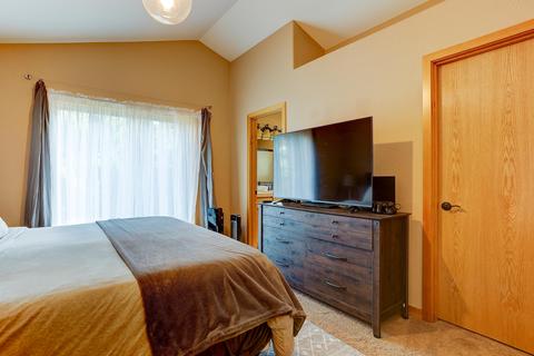 20660 Overton Pl, Bend, OR 97701 photo 15