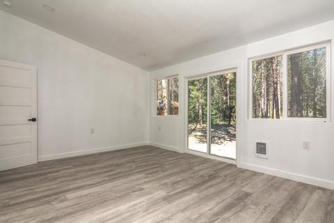 17029 Island Loop Way, Bend, OR 97707 photo 12