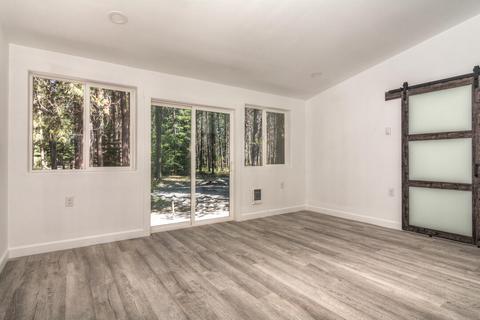 17029 Island Loop Way, Bend, OR 97707 photo 10