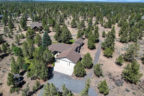 64584 Becky Ct, Bend, OR 97701 photo 27