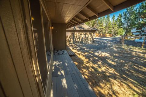 17490 Gull Dr, Bend, OR 97707 photo 37