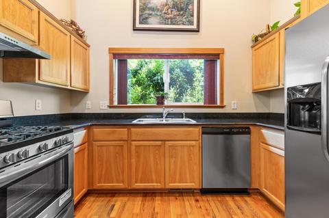 104 E Rapp Rd, Talent, OR 97540 photo 12