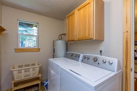 53321 Deep Woods Rd, La Pine, OR 97739 photo 11