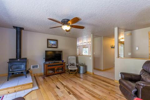 53321 Deep Woods Rd, La Pine, OR 97739 photo 5