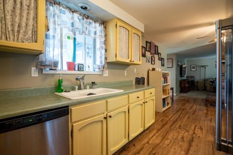 913 Freeman Rd, Central Point, OR 97502 photo 7