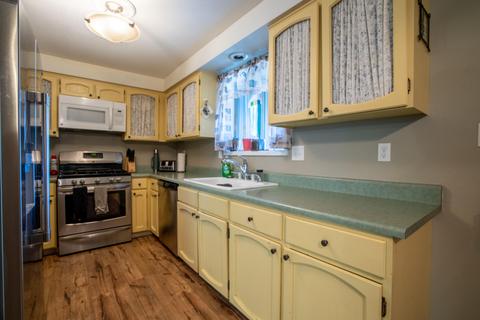 913 Freeman Rd, Central Point, OR 97502 photo 6