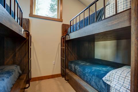 56248 Sable Rock Loop, Bend, OR 97707 photo 17