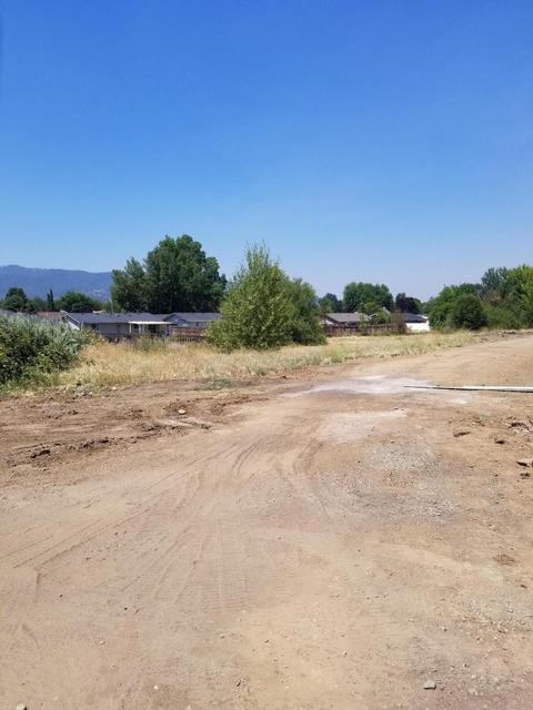 383 Cheney Loop, Central Point, OR 97502 photo 4