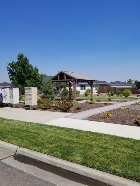 383 Cheney Loop, Central Point, OR 97502 photo 7