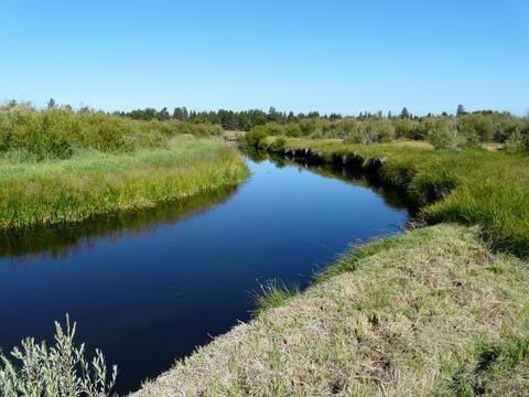52915 Riverview Dr, La Pine, OR 97739 photo 2