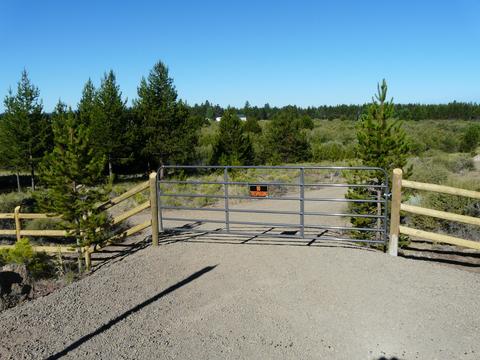 52915 Riverview Dr, La Pine, OR 97739 photo 1