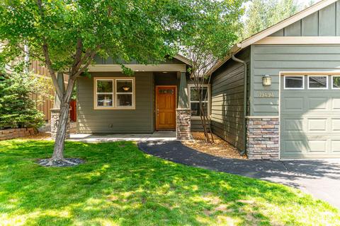 19494 Brookside Way, Bend, OR 97702 photo 3