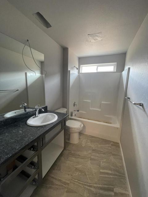 985 Stonewater Dr, Eagle Point, OR 97524 photo 7