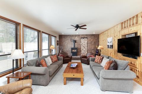 56946 Jackpine Ln, Sunriver, OR 97707 photo 6