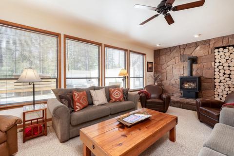 56946 Jackpine Ln, Sunriver, OR 97707 photo 5