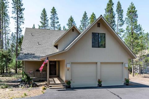 56946 Jackpine Ln, Sunriver, OR 97707 photo 1