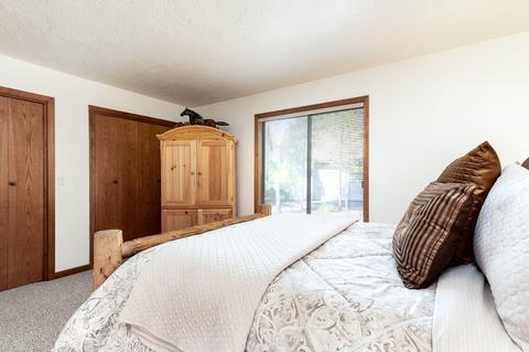 56946 Jackpine Ln, Sunriver, OR 97707 photo 23