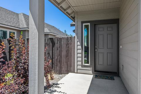2989 NE Roxy Pl, Bend, OR 97701 photo 4
