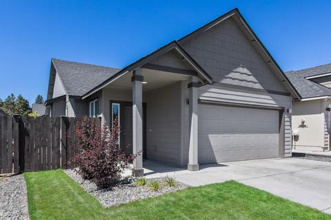 2989 NE Roxy Pl, Bend, OR 97701 photo 1