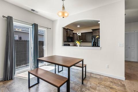 2989 NE Roxy Pl, Bend, OR 97701 photo 8