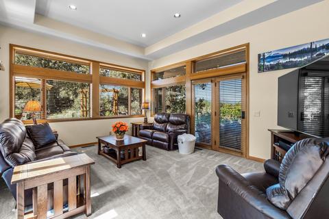 64264 Crosswinds Rd, Bend, OR 97703 photo 19