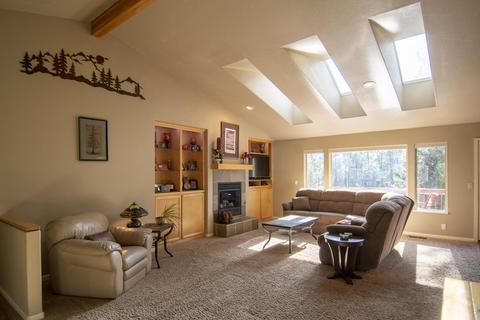 17061 Cooper Dr, Bend, OR 97707 photo 10