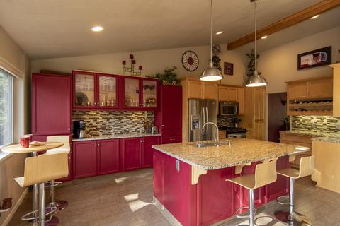 17061 Cooper Dr, Bend, OR 97707 photo 13