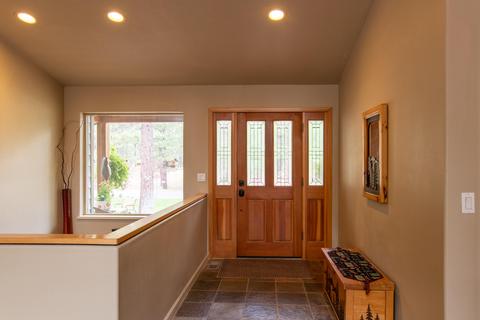 17061 Cooper Dr, Bend, OR 97707 photo 8