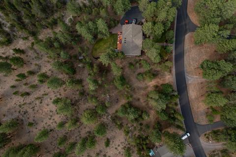 17061 Cooper Dr, Bend, OR 97707 photo 7