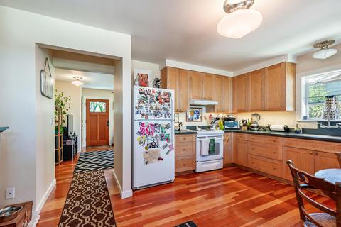 1067 E Main St, Ashland, OR 97520 photo 6