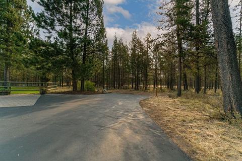 17030 Shawnee Cir, Bend, OR 97707 photo 36