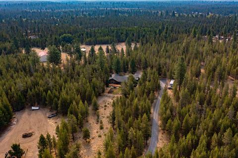 17030 Shawnee Cir, Bend, OR 97707 photo 51
