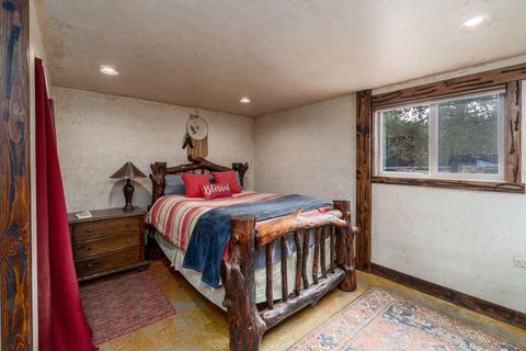 17030 Shawnee Cir, Bend, OR 97707 photo 49