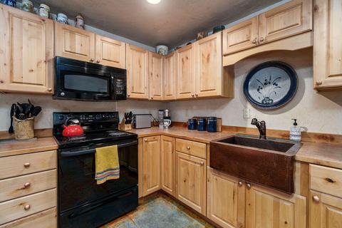 17030 Shawnee Cir, Bend, OR 97707 photo 46