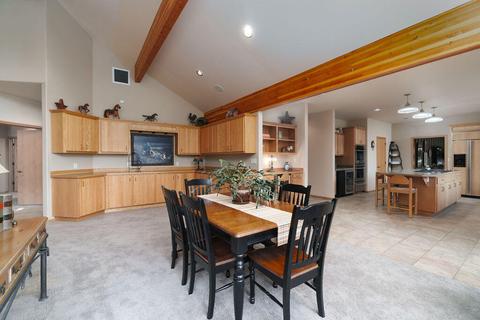 17030 Shawnee Cir, Bend, OR 97707 photo 6