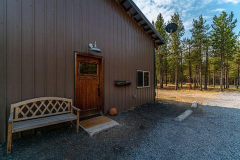 17030 Shawnee Cir, Bend, OR 97707 photo 42