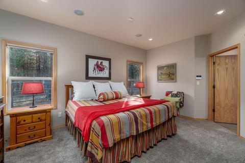 17030 Shawnee Cir, Bend, OR 97707 photo 15