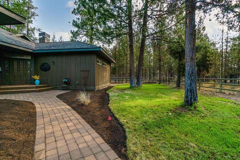 17030 Shawnee Cir, Bend, OR 97707 photo 62